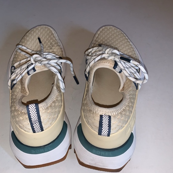 Sorel Kinetic Impact Sneakers 7.5 - Picture 5 of 11